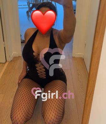 Ines - Escort à Genève
