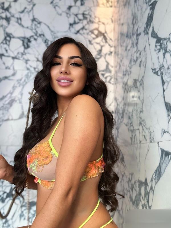 Irina - Escort à Genève
