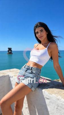 Isa - Erotic masseuse in Eaux-vives

