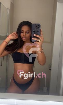 Isa Luv - Escort à Genève