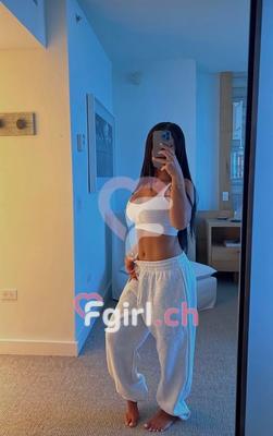 Isabel - Escort in Martigny
