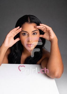 Isabela - Escort in Neuchâtel
