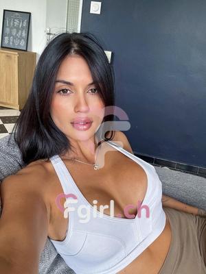 Isabela - Escort à Fribourg
