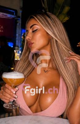 Isabela - Escort in Genf
