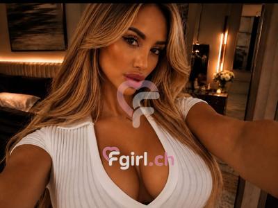 Isabela - Escort in Genf