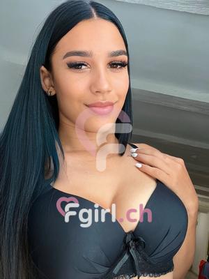 Isabella - Escort in Porrentruy