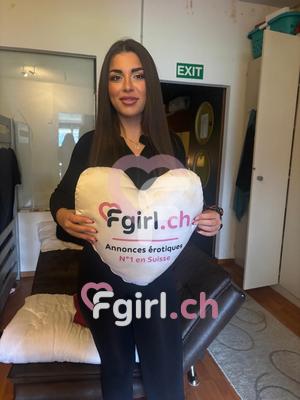 Isabella - Escort in Fribourg