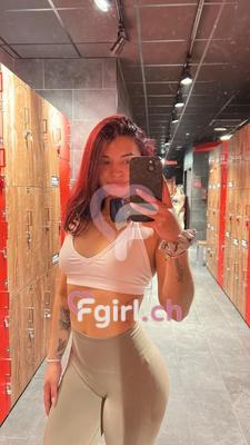Issa - Escort in Genf
