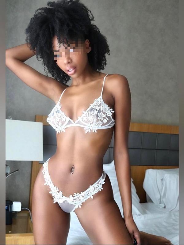 Itari - Escort in Geneva
