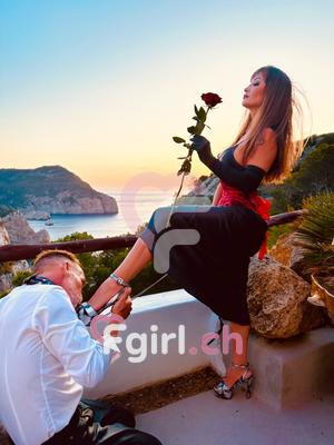 Goddess Ivanka - BDSM-Domina in Genf
