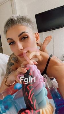 Giselle - BDSM-Domina in Vevey