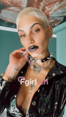 Giselle - BDSM-Domina in Vevey