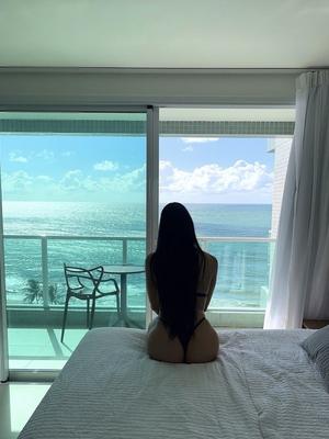 Jade - Erotische Masseurin in Genf
