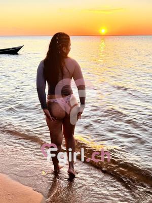 Jade - Escort in Plan-les-Ouates
