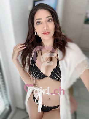 Jade - Escort in Zürich