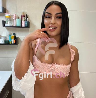 Jade - Escort à Neuchâtel
