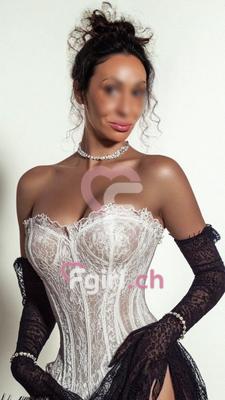 Jade - Escort à Plan-les-Ouates
