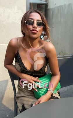 Jade - Escort in Yverdon-les-bains
