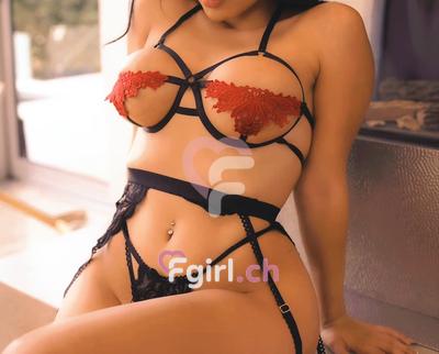 Jasmine - Masseuse érotique à Genève
