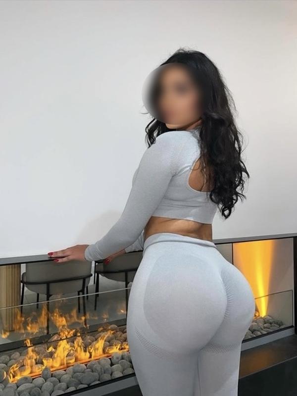 Jasmine - Escort à Bulle
