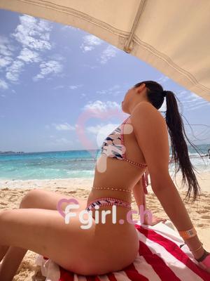 Jena - Escort in Geneva
