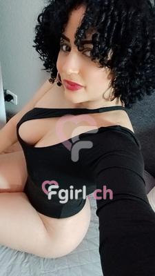 Jenifer - Escort in Aigle
