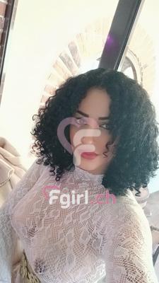 Jenifer - Escort in Aigle

