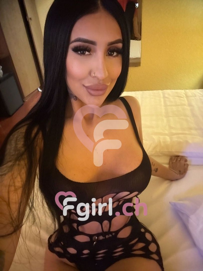 Jennifer – Monthey photo 5