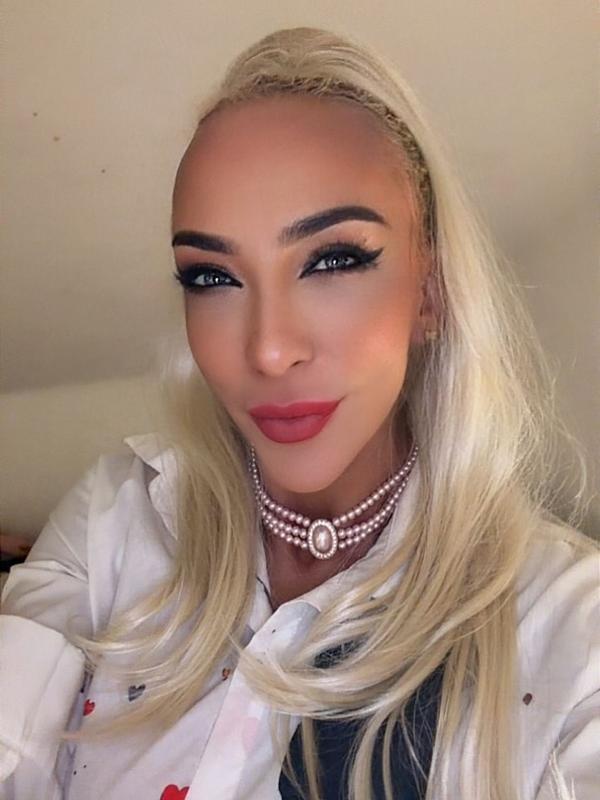 Ts Jennifer Sofi - Transsexuel à Genève
