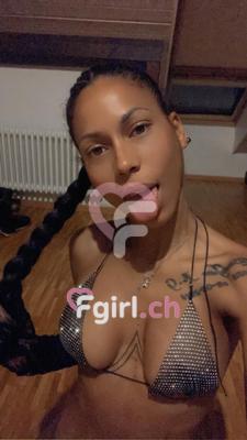 Jenny - Escort in Genf
