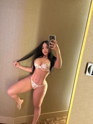 Jimena - Masajista erótica en Carouge
