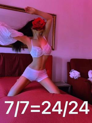 Jina - Escort in Moudon
