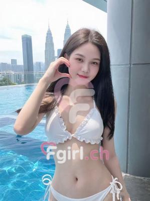 Jinju - Escort en Aigle
