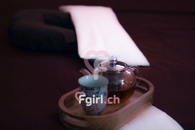 Joe - Erotische Masseurin in Genf
