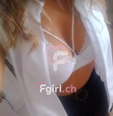 Johana - Erotische Masseurin in Lausanne
