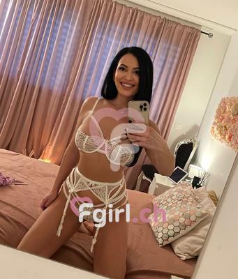 Julia - Escort in Morges