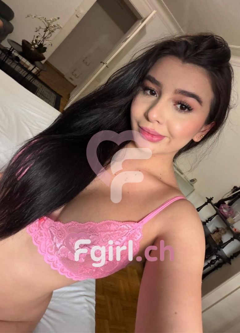 Scarlett – Geneva photo 3