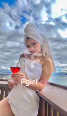 Juanita - Escort in Lausanne
