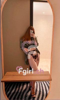 Julia - Escort à Vevey

