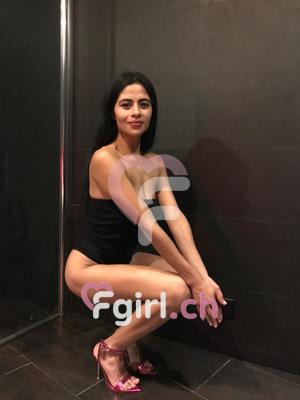 Julia - Escort à Genève
