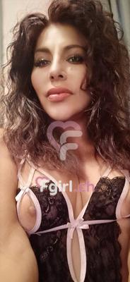 Julia - Escort in Plainpalais