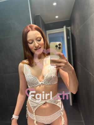 Julia - Escort in Genf

