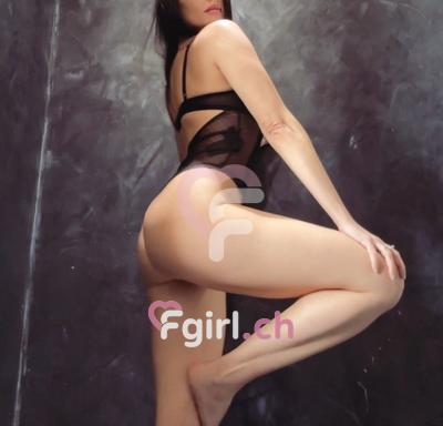 Julia - Escort in Geneva
