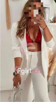 Julia - Escort à Neuchâtel
