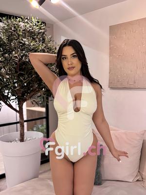 Julia - Escort à Genève
