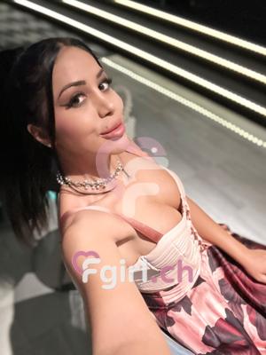 Julia De Lucia - Escort à Martigny