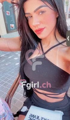Juliana - Escort in Renens