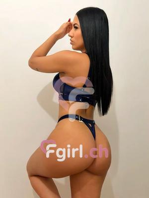 Juliana - Escort in Bussigny
