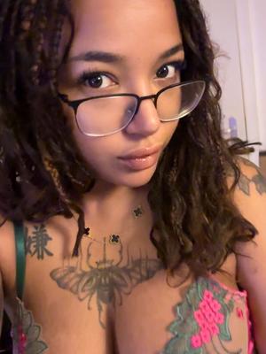 Julie - Escort in Le Locle
