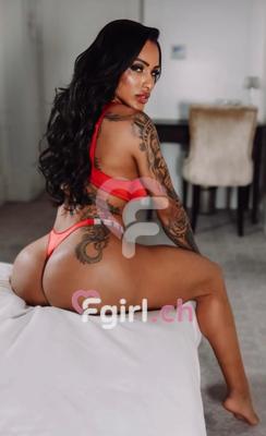 Julie - Escort in Bulle
